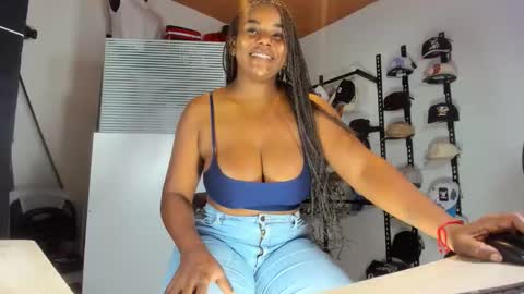 Snapshot of mareiaa chatting on February 16, 3:30 pm Mareia online show from February 16, 3:30 pm