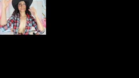 Marelyn online show from March 6, 5:09 pm