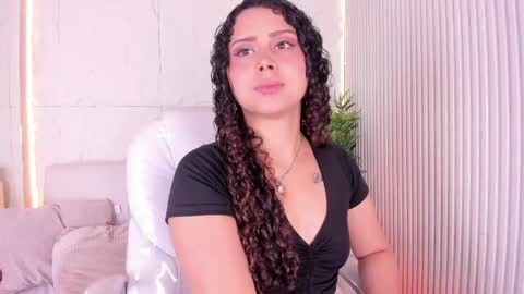 Snapshot of marelynsummer chatting on April 18, 11:36 am Marelyn online show from April 18, 11:36 am