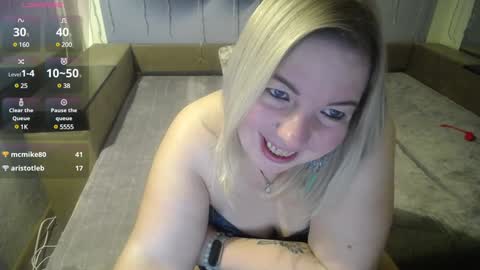 Snapshot of margaret_gem chatting on December 3, 12:35 am margaret gem online show from December 3, 12:35 am