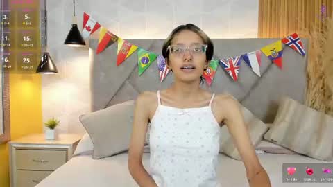 Snapshot of marge_lasander chatting on July 1, 6:18 pm Aitana online show from July 1, 6:18 pm