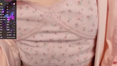 Mia online show from April 16, 7:14 pm