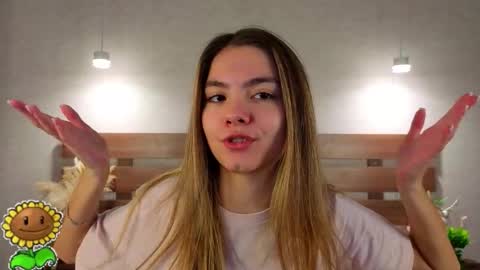 Snapshot of margiedavidson chatting on February 13, 9:05 am Call me Margie33 online show from February 13, 9:05 am