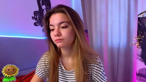 Snapshot of margiedavidson chatting on March 2, 8:32 am Call me Margie33 online show from March 2, 8:32 am