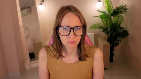margo_robbbie online show from April 12, 12:59 am