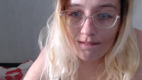 margo_shine online show from October 24, 10:33 am