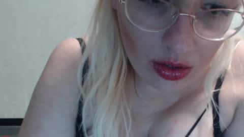 margo_shine online show from January 9, 2:31 pm
