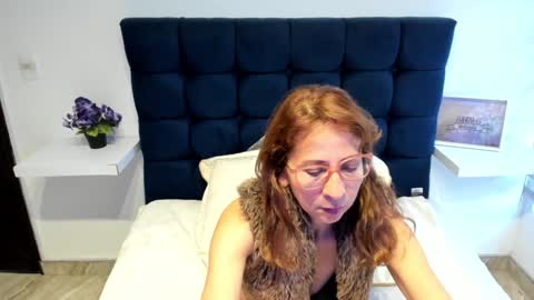 Snapshot of margot_whisper chatting on January 14, 12:14 pm Margot online show from January 14, 12:14 pm