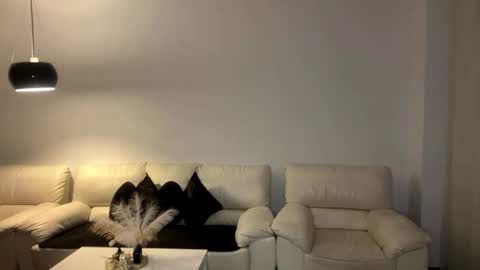 Snapshot of margotdeville chatting on November 23, 10:42 pm Margot online show from November 23, 10:42 pm