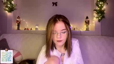 Snapshot of margueritecarrauza chatting on January 5, 9:07 pm Lina online show from January 5, 9:07 pm