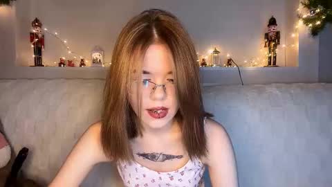 Snapshot of margueritecarrauza chatting on January 7, 9:06 pm Lina online show from January 7, 9:06 pm