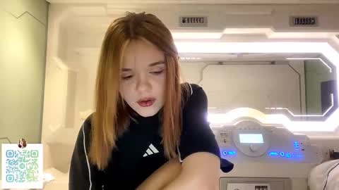 Snapshot of margueritecarrauza chatting on February 6, 9:51 pm Lina online show from February 6, 9:51 pm