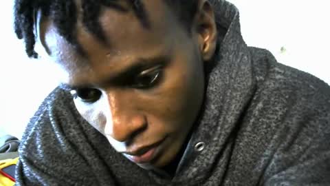 Snapshot of mari_clau_hot chatting on November 19, 12:21 am mari_clau_hot online show from November 19, 12:21 am