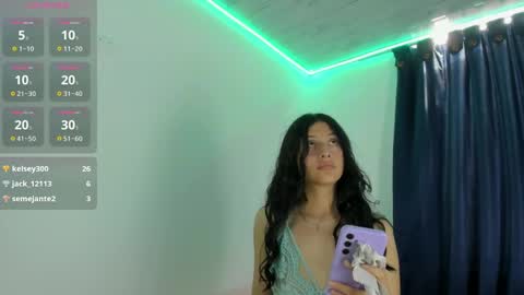 Snapshot of mari_mar69 chatting on January 4, 12:49 pm mari_mar69 online show from January 4, 12:49 pm