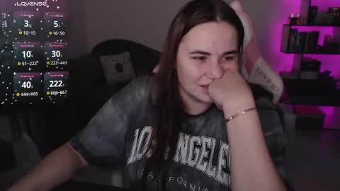 mari moore online show from November 25, 7:41 am