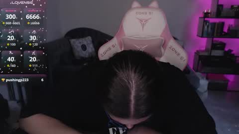 mari moore online show from November 26, 7:53 am