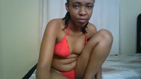 maria_dally online show from December 3, 7:43 am