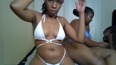 maria_dally online show from December 5, 10:55 am