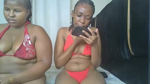 maria_dally online show from December 7, 4:42 am