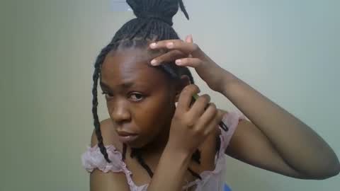 maria_dally online show from December 10, 4:56 am