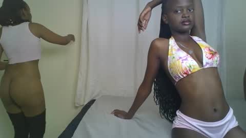 maria_dally online show from December 16, 7:37 am