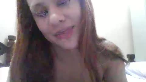 Snapshot of maria_eugenia chatting on January 11, 3:44 am Mareu online show from January 11, 3:44 am