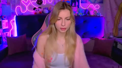 Snapshot of maria_hunt chatting on November 26, 2:23 am Maria online show from November 26, 2:23 am