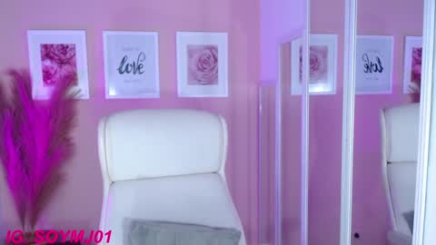 Snapshot of maria_jones chatting on December 19, 3:19 pm Instagram soymj01 online show from December 19, 3:19 pm