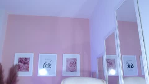 Snapshot of maria_jones chatting on January 13, 12:02 pm Instagram soymj01 online show from January 13, 12:02 pm