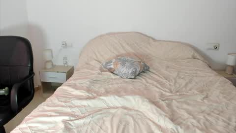 Snapshot of maria_mad chatting on May 7, 12:10 pm Itslablonde online show from May 7, 12:10 pm