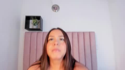 Snapshot of mariaa__fernanda chatting on February 5, 11:48 am mariaa__fernanda online show from February 5, 11:48 am