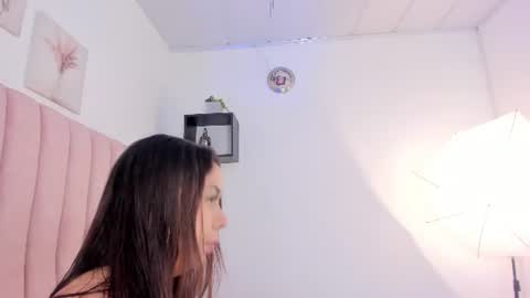 Snapshot of mariaa__fernanda chatting on July 7, 11:36 am mariaa__fernanda online show from July 7, 11:36 am