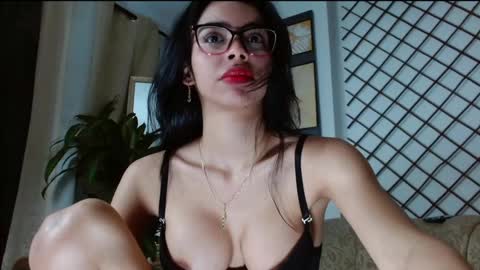 Snapshot of mariaa_antonia1 chatting on February 8, 3:41 am mariaa_antonia1 online show from February 8, 3:41 am
