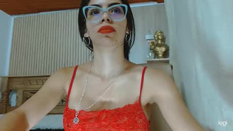 mariaa_antonia1 online show from March 22, 7:06 pm