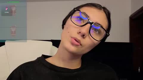 Maria online show from December 20, 7:10 pm