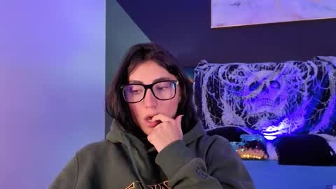 Maria online show from February 25, 7:45 pm