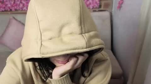 Maria online show from March 8, 2:10 pm