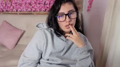 Maria online show from March 11, 7:31 pm