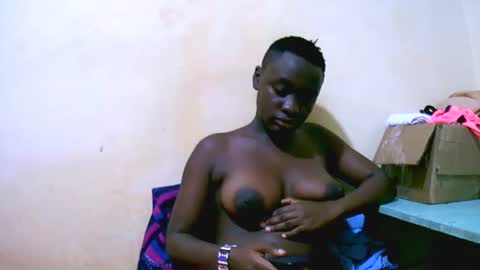 mariah_lovely online show from April 8, 7:25 pm