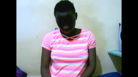Snapshot of mariah_lovely chatting on April 28, 7:19 pm mariah_lovely online show from April 28, 7:19 pm
