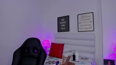 Mariam online show from March 7, 10:32 pm