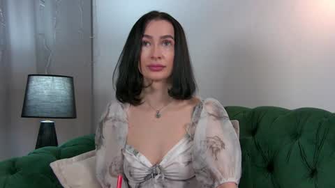 MariaMenson online show from January 21, 6:45 pm