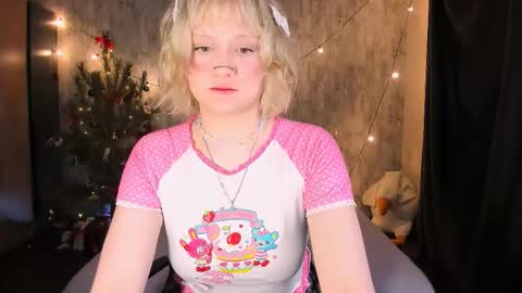 Snapshot of mariamilkis chatting on January 12, 12:16 am Maria online show from January 12, 12:16 am