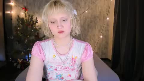 Snapshot of mariamilkis chatting on January 13, 7:52 pm Maria online show from January 13, 7:52 pm