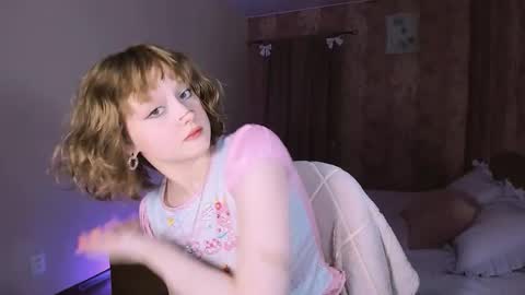 Snapshot of mariamilkis chatting on February 14, 5:43 pm Maria online show from February 14, 5:43 pm