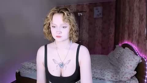 Snapshot of mariamilkis chatting on February 26, 5:34 pm Maria online show from February 26, 5:34 pm