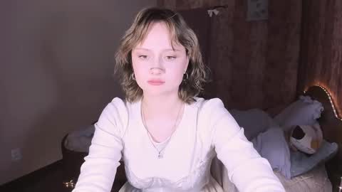 Maria online show from April 2, 9:45 pm