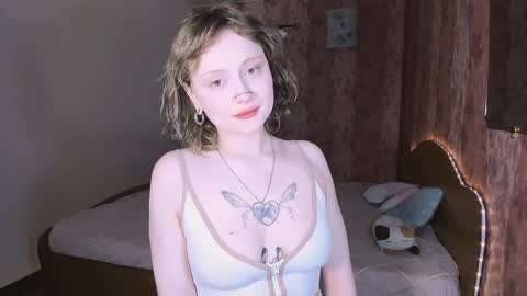 Maria online show from April 7, 1:17 am