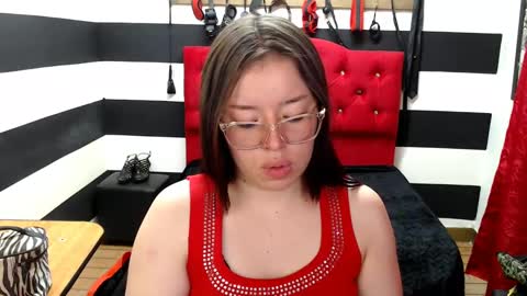 Marian online show from February 19, 2:33 am