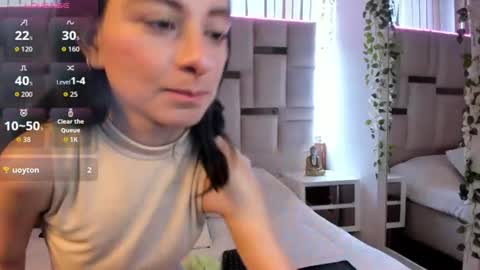 mariana__thompson online show from July 19, 1:15 pm